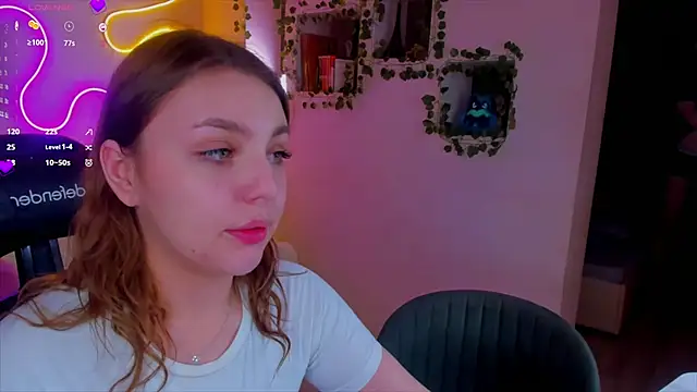 RobertAndLinela online show from December 25, 1:42 am