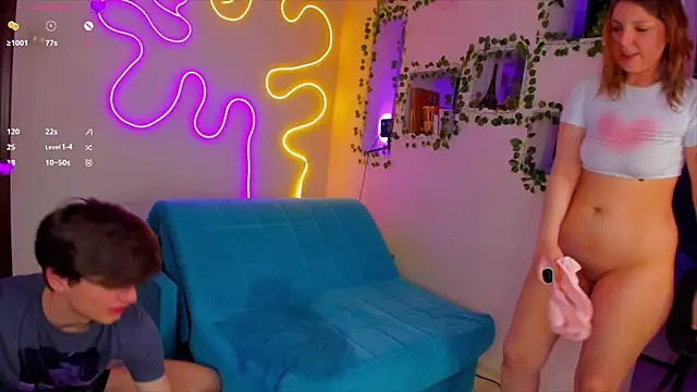 RobertAndLinela online show from January 6, 8:07 pm