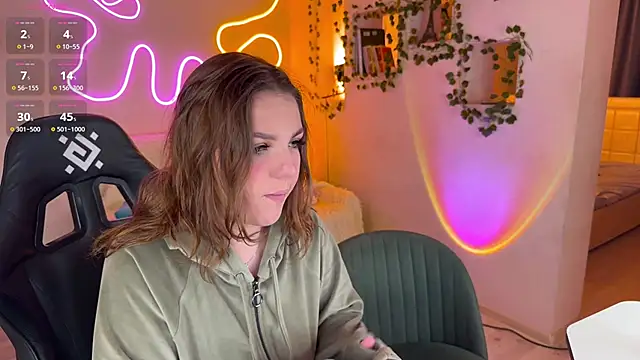 Snapshot of RobertAndLinela chatting on October 30, 2:40 pm RobertAndLinela online show from October 30, 2:40 pm