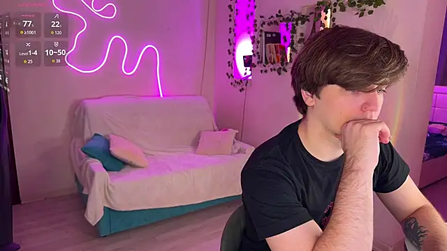 Snapshot of RobertAndLinela chatting on November 22, 3:44 pm RobertAndLinela online show from November 22, 3:44 pm