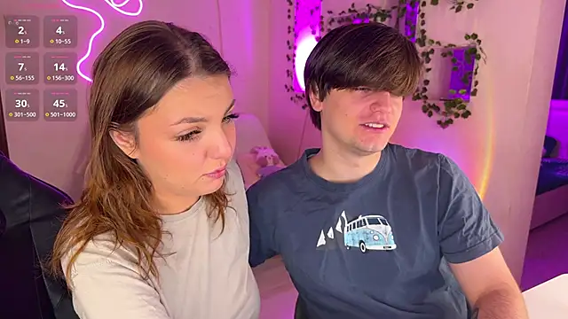 Snapshot of RobertAndLinela chatting on November 23, 4:07 pm RobertAndLinela online show from November 23, 4:07 pm