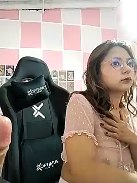 Paulina mosh online show from February 20, 2:24 pm