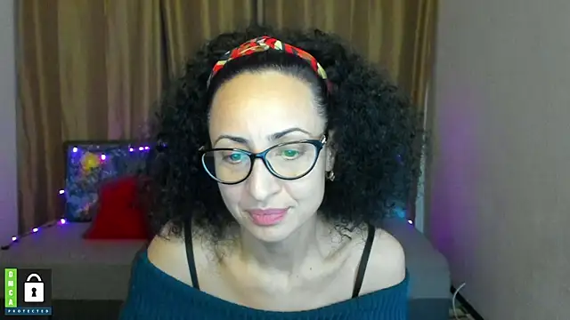 Snapshot of Arianasweety23 chatting on January 20, 9:35 am Arianasweety23 online show from January 20, 9:35 am