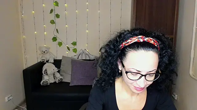 Snapshot of Arianasweety23 chatting on January 21, 6:23 pm Arianasweety23 online show from January 21, 6:23 pm