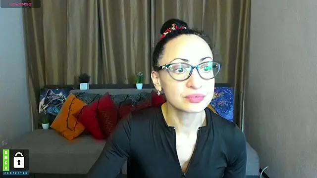 Snapshot of Arianasweety23 chatting on January 23, 12:41 pm Arianasweety23 online show from January 23, 12:41 pm