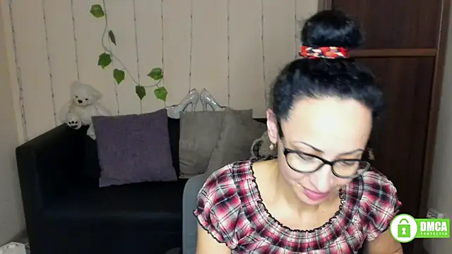 Snapshot of Arianasweety23 chatting on January 30, 3:51 pm Arianasweety23 online show from January 30, 3:51 pm