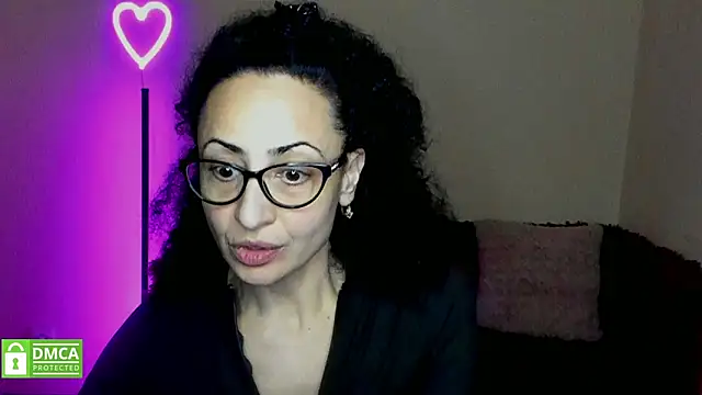 Snapshot of Arianasweety23 chatting on February 8, 9:36 pm Arianasweety23 online show from February 8, 9:36 pm