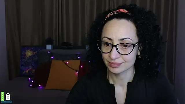 Snapshot of Arianasweety23 chatting on March 2, 6:30 pm Arianasweety23 online show from March 2, 6:30 pm