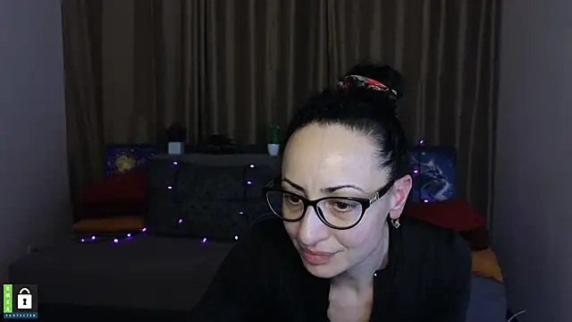 Snapshot of Arianasweety23 chatting on March 3, 3:08 am Arianasweety23 online show from March 3, 3:08 am