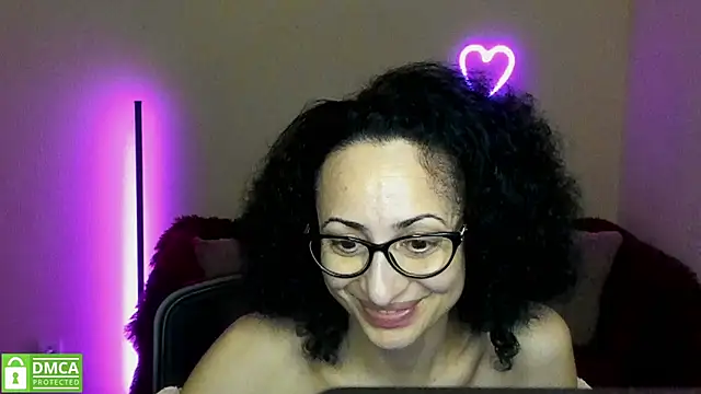 Snapshot of Arianasweety23 chatting on March 8, 9:29 pm Arianasweety23 online show from March 8, 9:29 pm