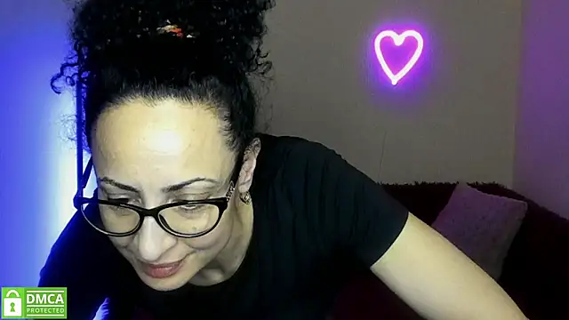 Snapshot of Arianasweety23 chatting on March 16, 3:47 am Arianasweety23 online show from March 16, 3:47 am