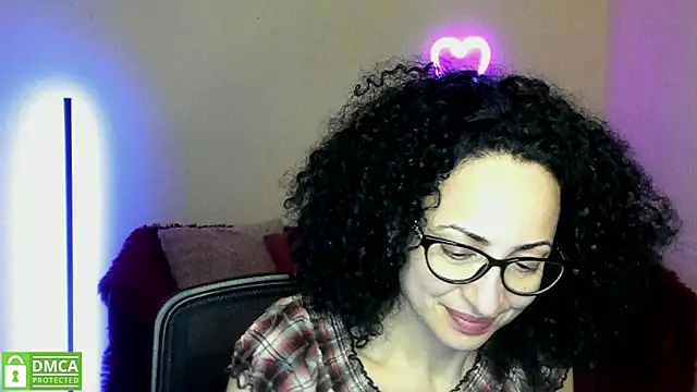 Snapshot of Arianasweety23 chatting on March 16, 9:26 pm Arianasweety23 online show from March 16, 9:26 pm