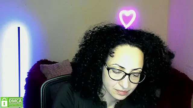 Snapshot of Arianasweety23 chatting on March 17, 3:36 am Arianasweety23 online show from March 17, 3:36 am