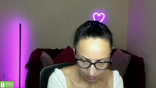 Snapshot of Arianasweety23 chatting on September 10, 5:24 pm Arianasweety23 online show from September 10, 5:24 pm