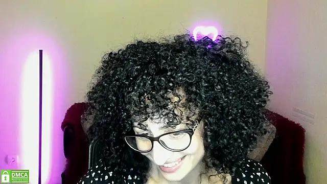 Snapshot of Arianasweety23 chatting on September 12, 5:40 am Arianasweety23 online show from September 12, 5:40 am