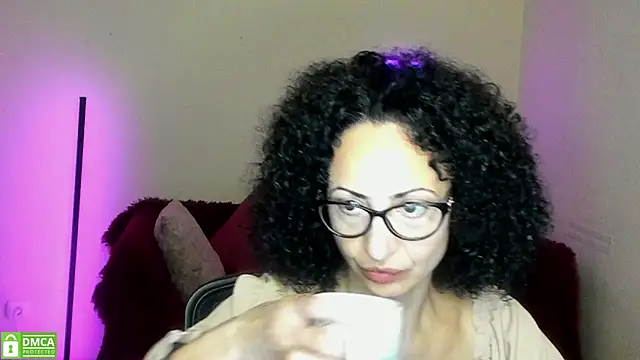 Snapshot of Arianasweety23 chatting on September 23, 5:27 pm Arianasweety23 online show from September 23, 5:27 pm