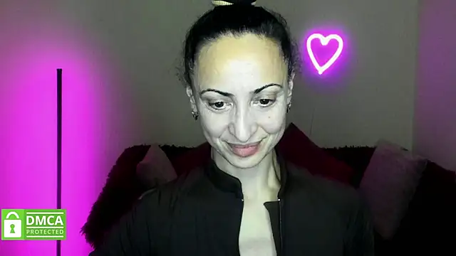 Snapshot of Arianasweety23 chatting on October 16, 5:25 pm Arianasweety23 online show from October 16, 5:25 pm