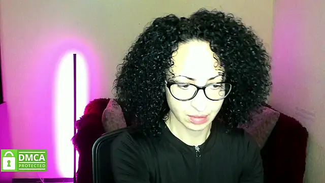 Snapshot of Arianasweety23 chatting on November 9, 6:28 pm Arianasweety23 online show from November 9, 6:28 pm