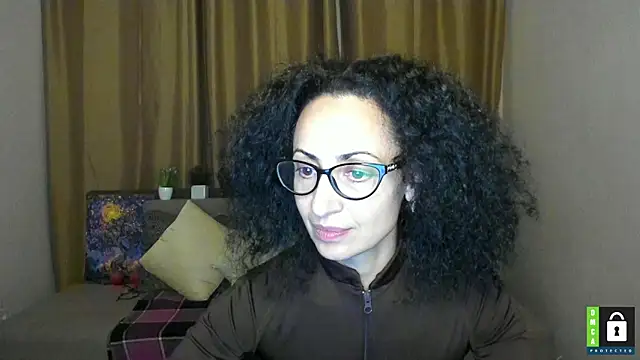 Snapshot of Arianasweety23 chatting on November 19, 6:30 pm Arianasweety23 online show from November 19, 6:30 pm