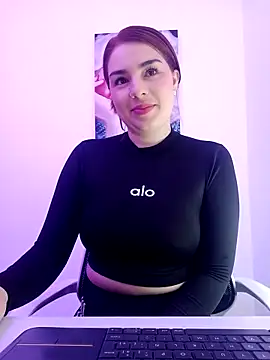 Snapshot of VictoriaMolina chatting on November 17, 1:06 pm VictoriaMolina online show from November 17, 1:06 pm