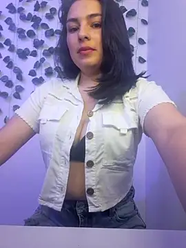 Snapshot of VictoriaMolina chatting on May 19, 12:38 am VictoriaMolina online show from May 19, 12:38 am