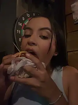 Snapshot of MikeAndJessy chatting on March 14, 3:04 am MikeAndJessy online show from March 14, 3:04 am