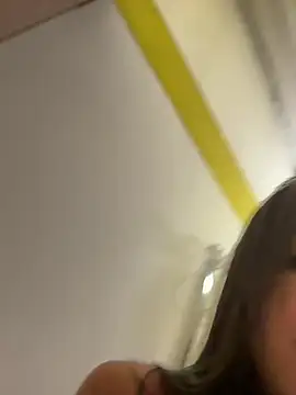 Snapshot of MikeAndJessy chatting on March 21, 3:22 am MikeAndJessy online show from March 21, 3:22 am