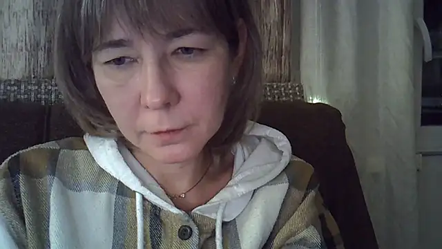 EllaJohnsonX online show from January 6, 1:20 am