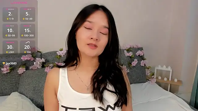 Snapshot of Maekko chatting on November 30, 9:30 pm Maekko online show from November 30, 9:30 pm