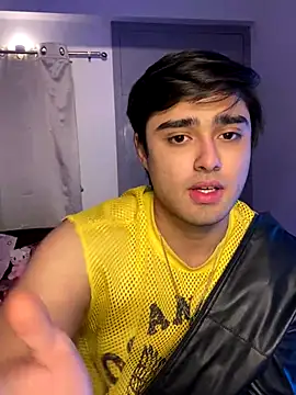 Snapshot of sunny49477 chatting on December 20, 11:23 pm sunny49477 online show from December 20, 11:23 pm