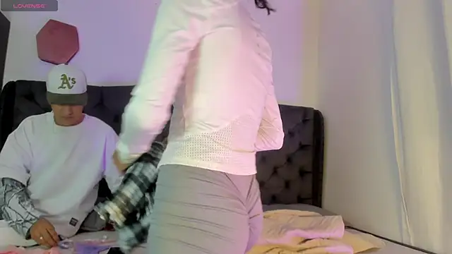 two milkyway online show from April 17, 11:52 pm