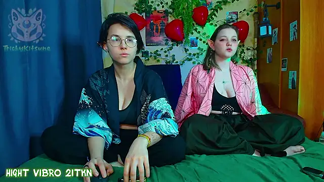 TrickyKitsune online show from March 26, 3:06 pm