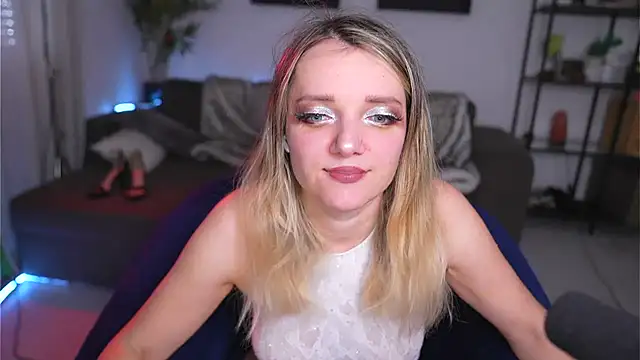 Magnetic Amy online show from February 6, 10:59 am