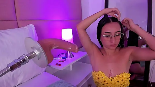 SammyMorales online show from February 19, 6:32 pm