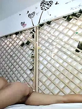 Mia WAll online show from January 19, 7:57 am