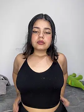 pretty angela1 online show from February 11, 3:18 am