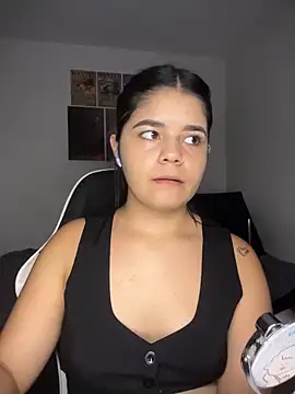 pretty angela1 online show from March 25, 1:33 am