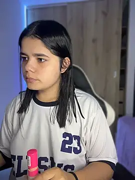 pretty angela1 online show from April 14, 3:12 am