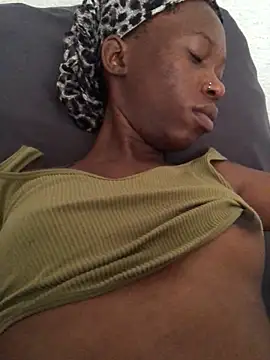 Snapshot of xxSexyTalia28 chatting on January 8, 7:24 am xxSexyTalia28 online show from January 8, 7:24 am