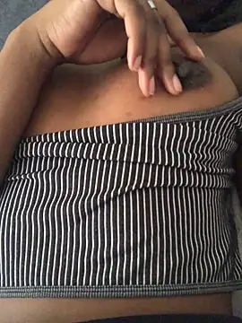 Snapshot of xxSexyTalia28 chatting on January 29, 10:27 am xxSexyTalia28 online show from January 29, 10:27 am