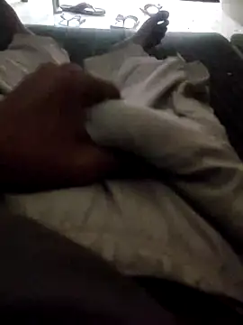 Snapshot of iamharryy chatting on February 13, 10:39 pm iamharryy online show from February 13, 10:39 pm