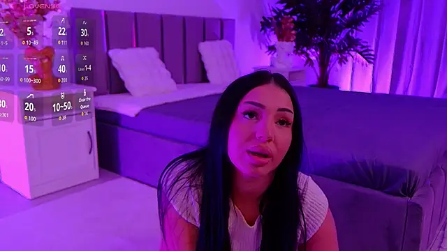 Snapshot of evanew_ chatting on February 20, 6:30 pm evanew online show from February 20, 6:30 pm