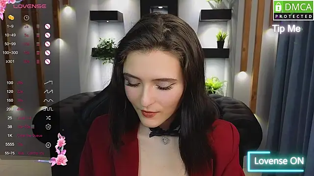 Snapshot of niki_cutes chatting on February 8, 8:09 am niki cutes online show from February 8, 8:09 am