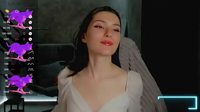 Snapshot of niki_cutes chatting on March 22, 1:11 am niki cutes online show from March 22, 1:11 am