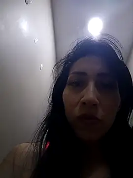 Isabellitasexi38 online show from February 2, 8:51 pm