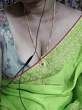 Snapshot of kavi-99 chatting on August 4, 9:50 pm kavi-99 online show from August 4, 9:50 pm