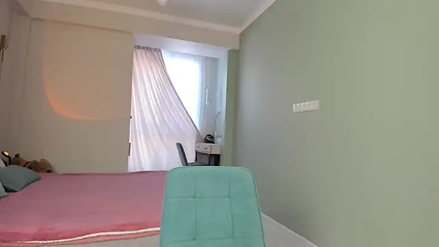 mysticsirenn online show from March 8, 8:22 am