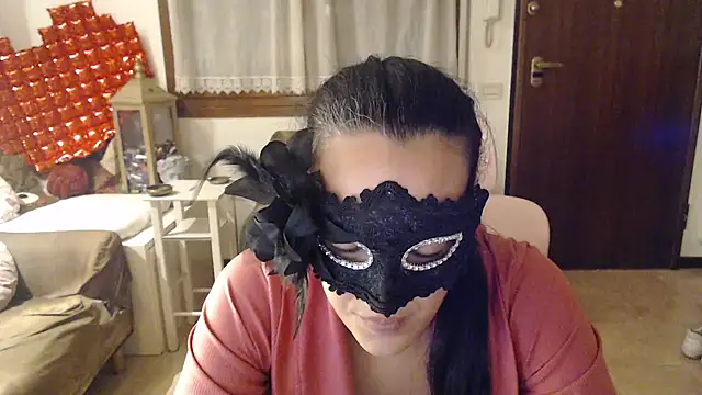 Snapshot of LasolitaAuri chatting on February 22, 1:33 am LasolitaAuri online show from February 22, 1:33 am