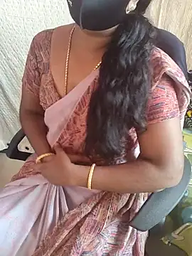 Snapshot of Tamil_roja69 chatting on July 30, 5:06 am Tamil roja69 online show from July 30, 5:06 am
