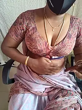 Snapshot of Tamil_roja69 chatting on August 4, 4:37 am Tamil roja69 online show from August 4, 4:37 am